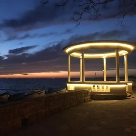 Апартамент морски звуци *