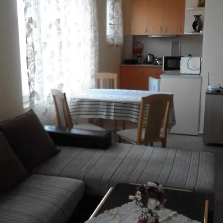 Апартамент морски звуци *