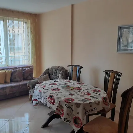 морски звуци Апартамент Поморие